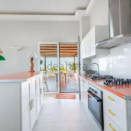Chalet Con Piscina Cerca A 92 En Urbanizacion Club Tenis * Huercal de Almeria